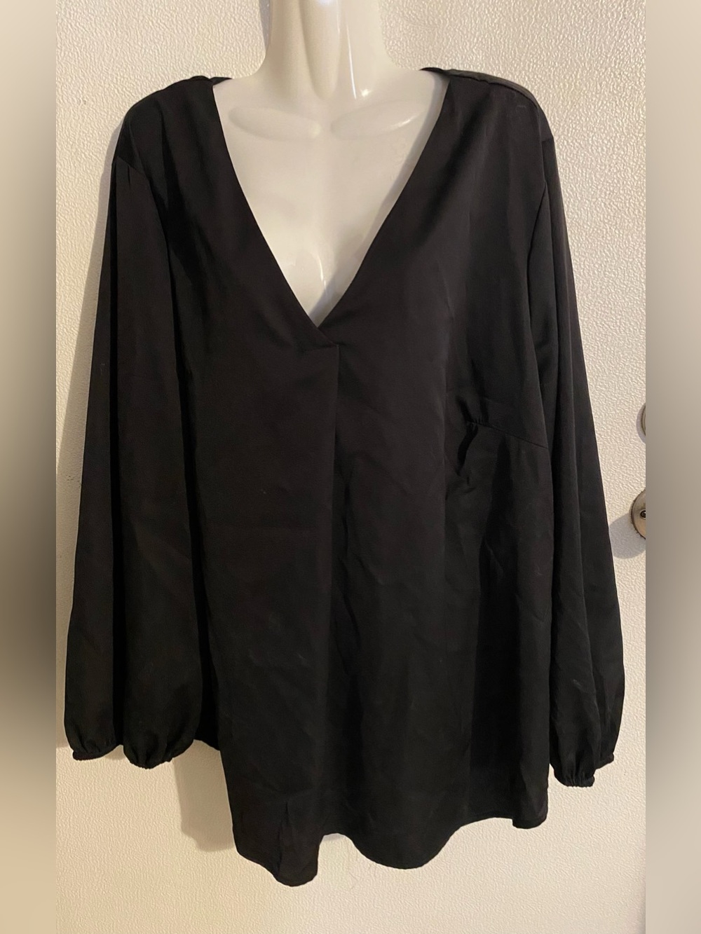 Emery Rose 5XL black long sleeve polyester minimalist top